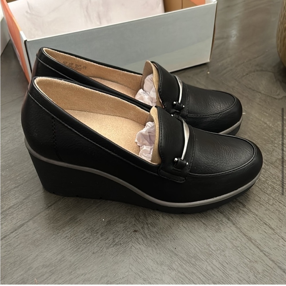SOUL NATURALIZER Achieve Wedge Loafers